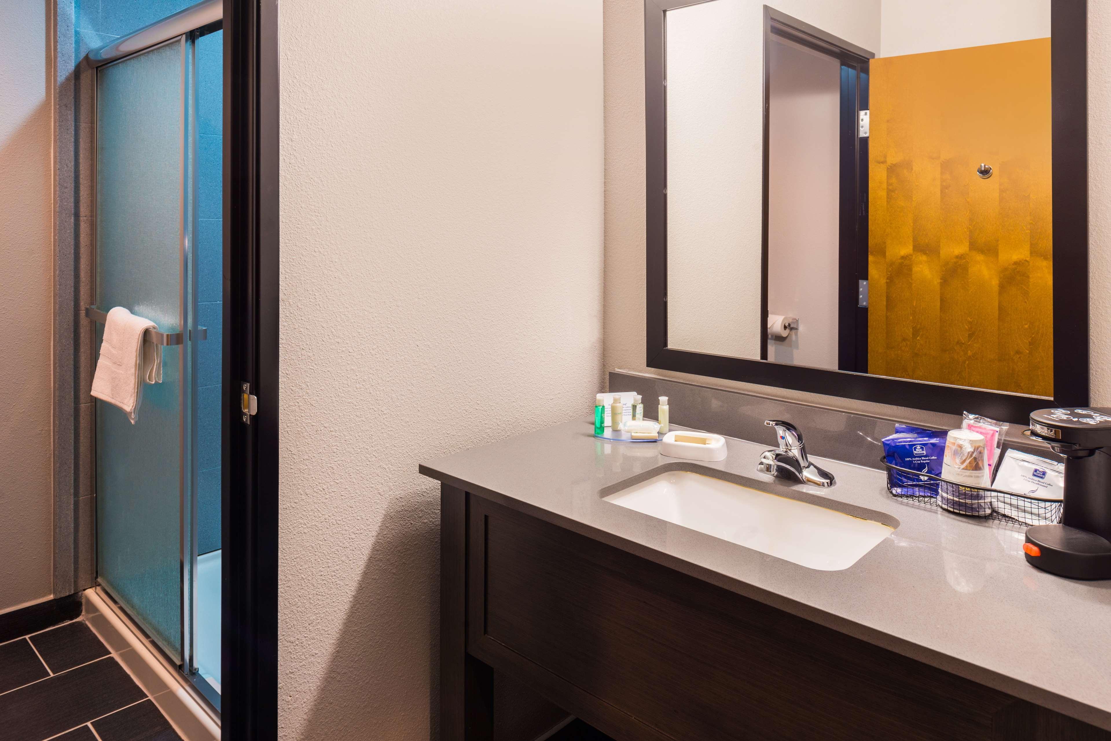 Best Western Plus Regency Park Walker Εξωτερικό φωτογραφία