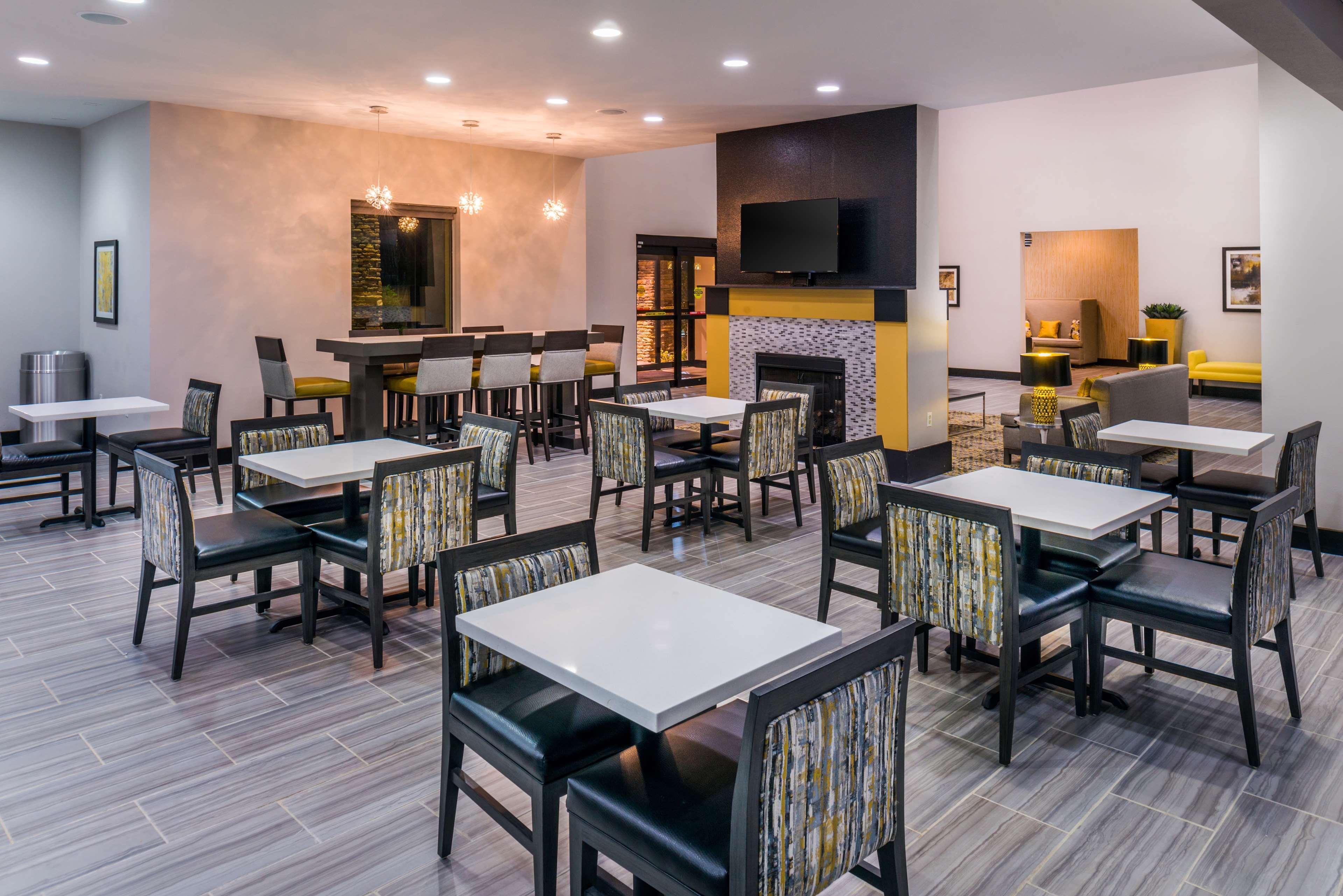 Best Western Plus Regency Park Walker Εξωτερικό φωτογραφία