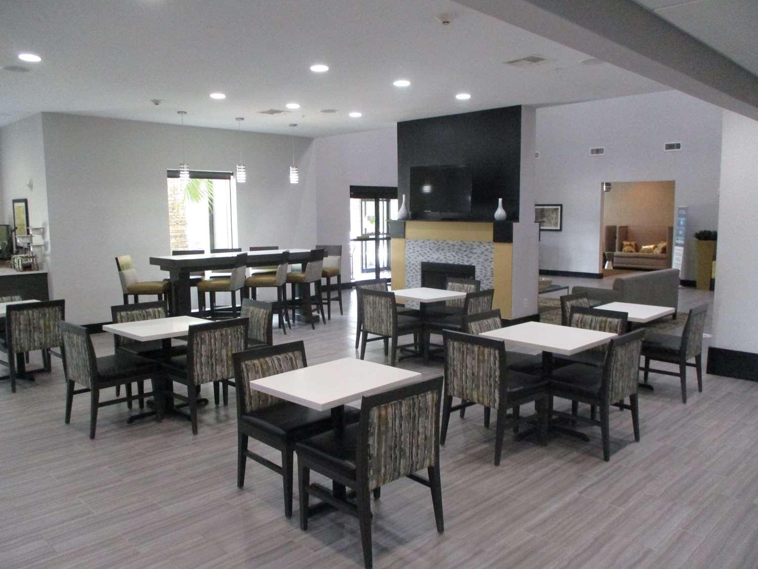Best Western Plus Regency Park Walker Εξωτερικό φωτογραφία