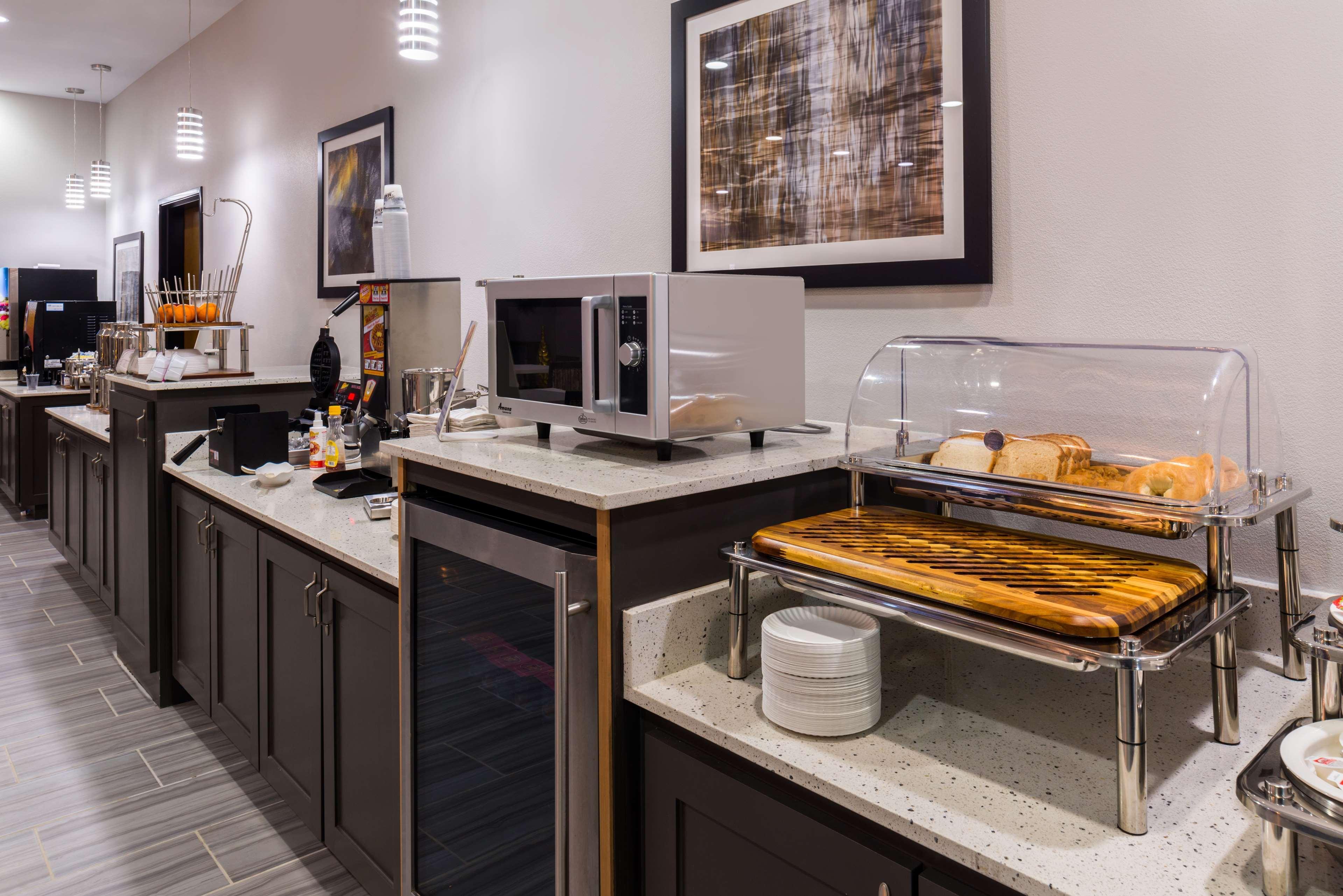 Best Western Plus Regency Park Walker Εξωτερικό φωτογραφία