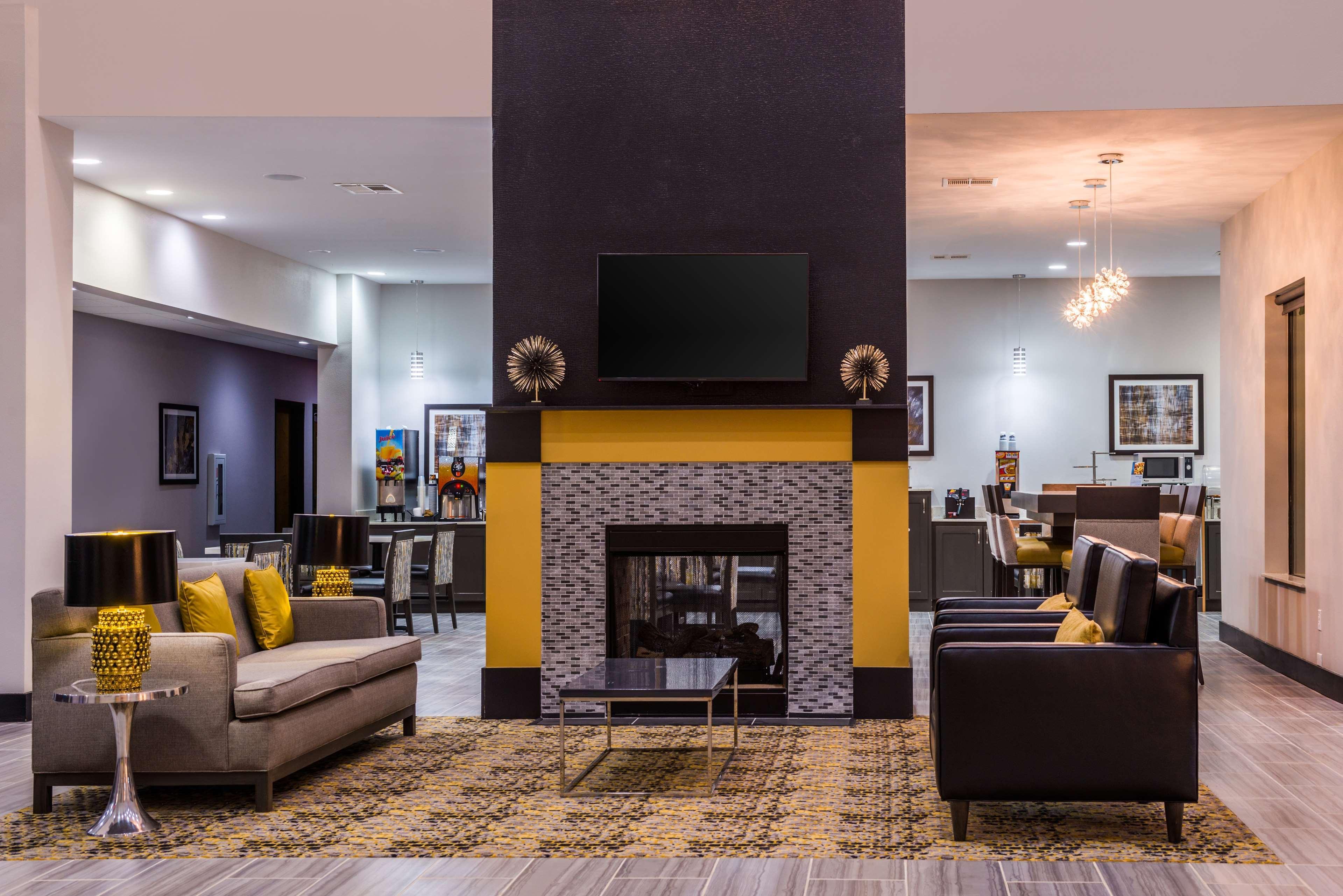 Best Western Plus Regency Park Walker Εξωτερικό φωτογραφία