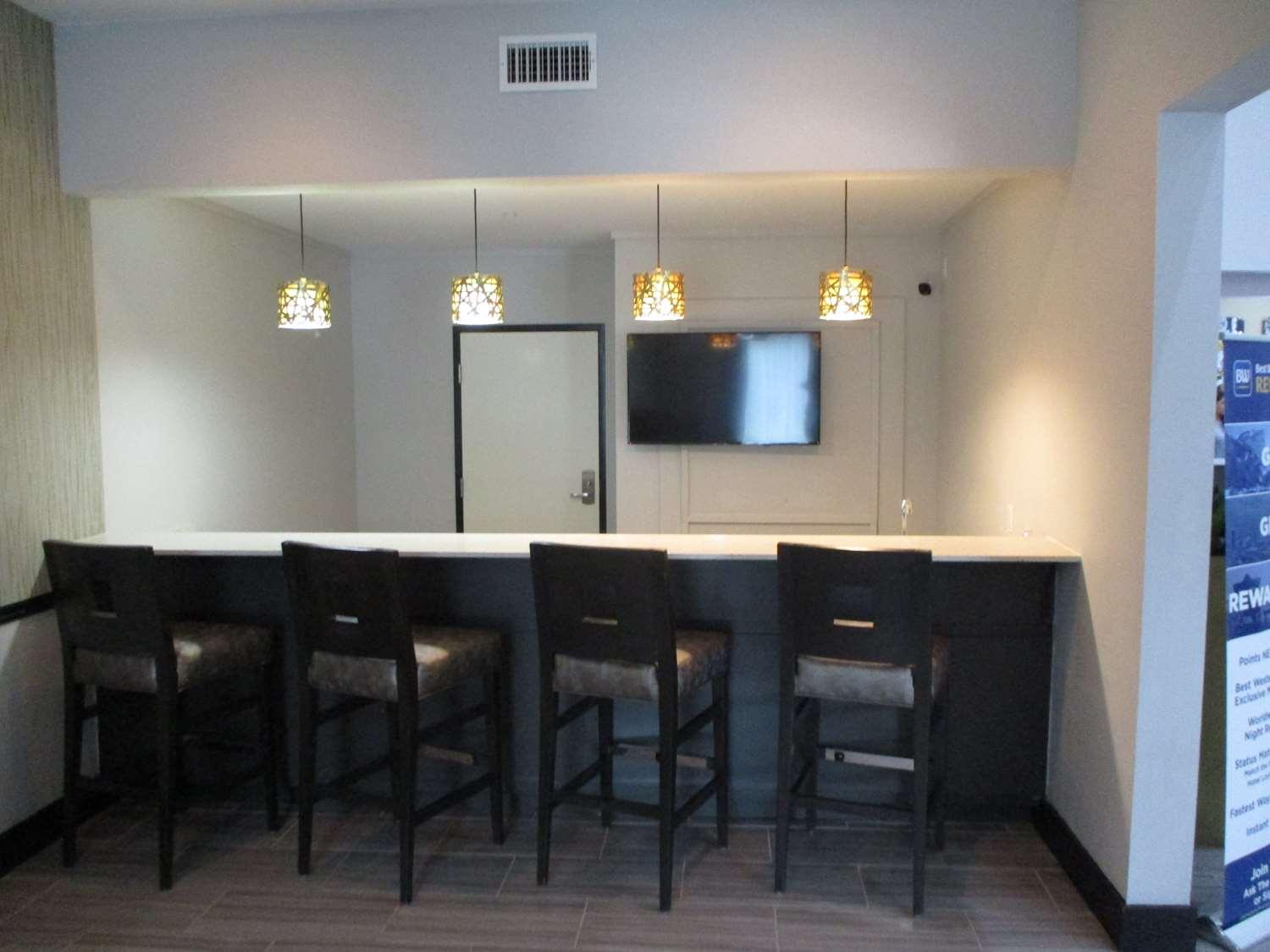 Best Western Plus Regency Park Walker Εξωτερικό φωτογραφία